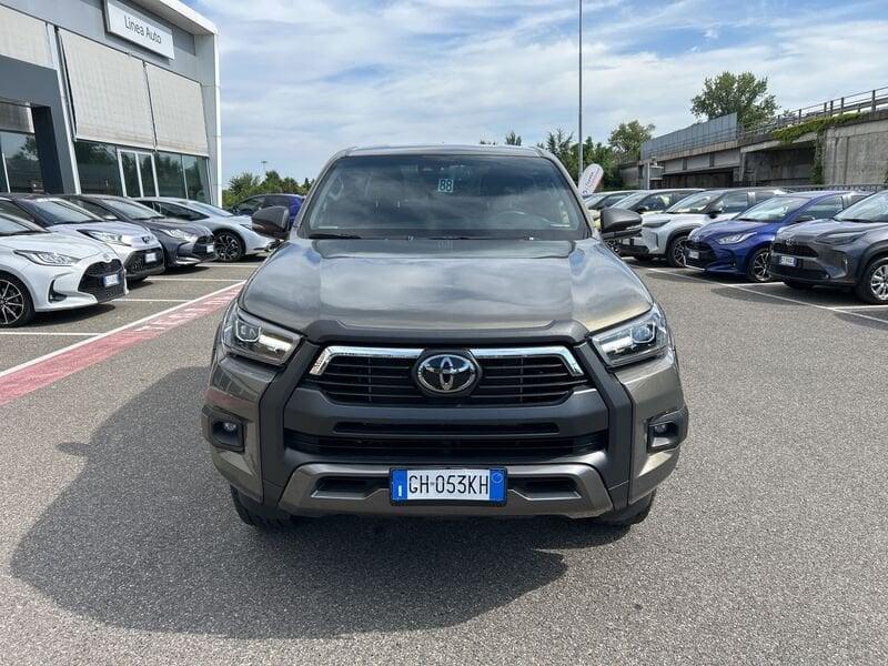 Toyota Hilux 2.4 D-4D A/T 4WD 4 porte Double Cab Invincible IVA ESPOSTA COMPRESA