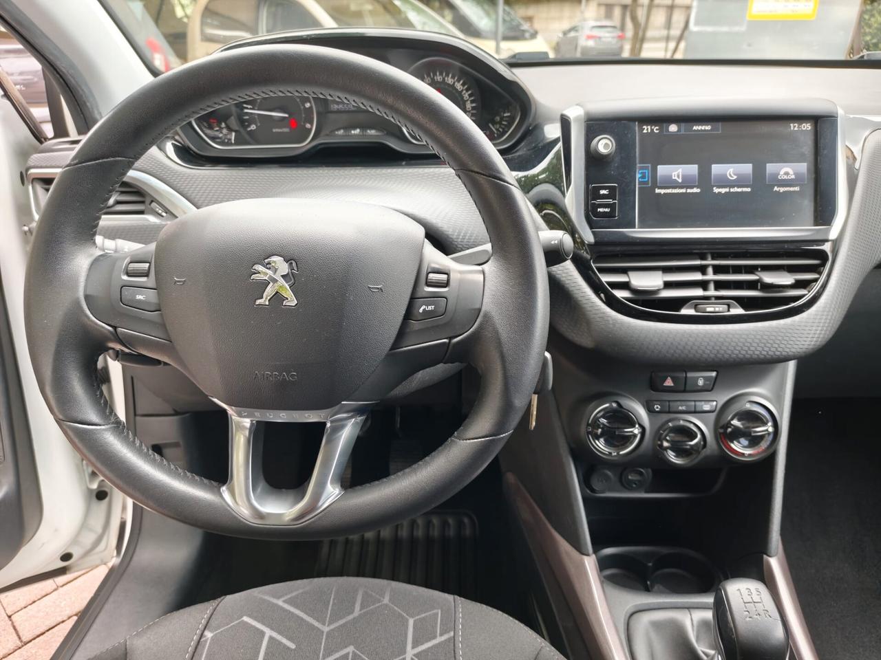 Peugeot 2008 BlueHDi 100 Allure EURO 6B