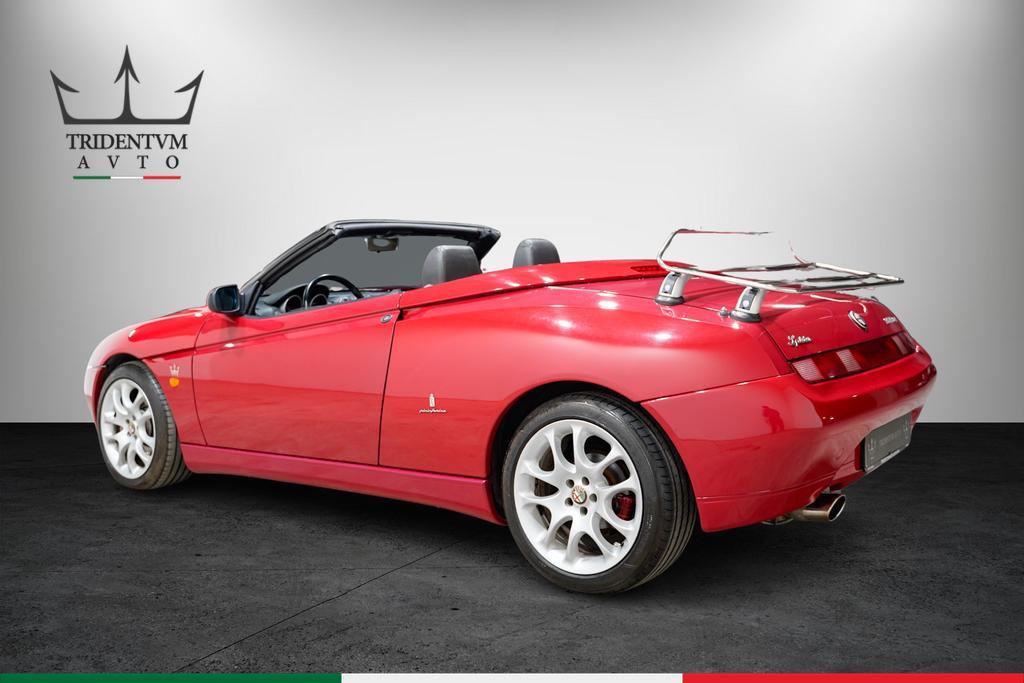 Alfa Romeo Spider 3.0 V6 24v L