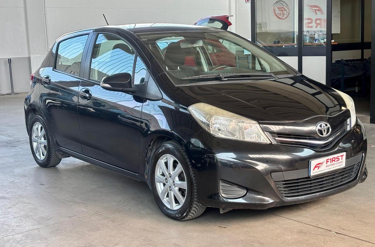 Toyota Yaris 1.4 D-4D 5 porte Lounge