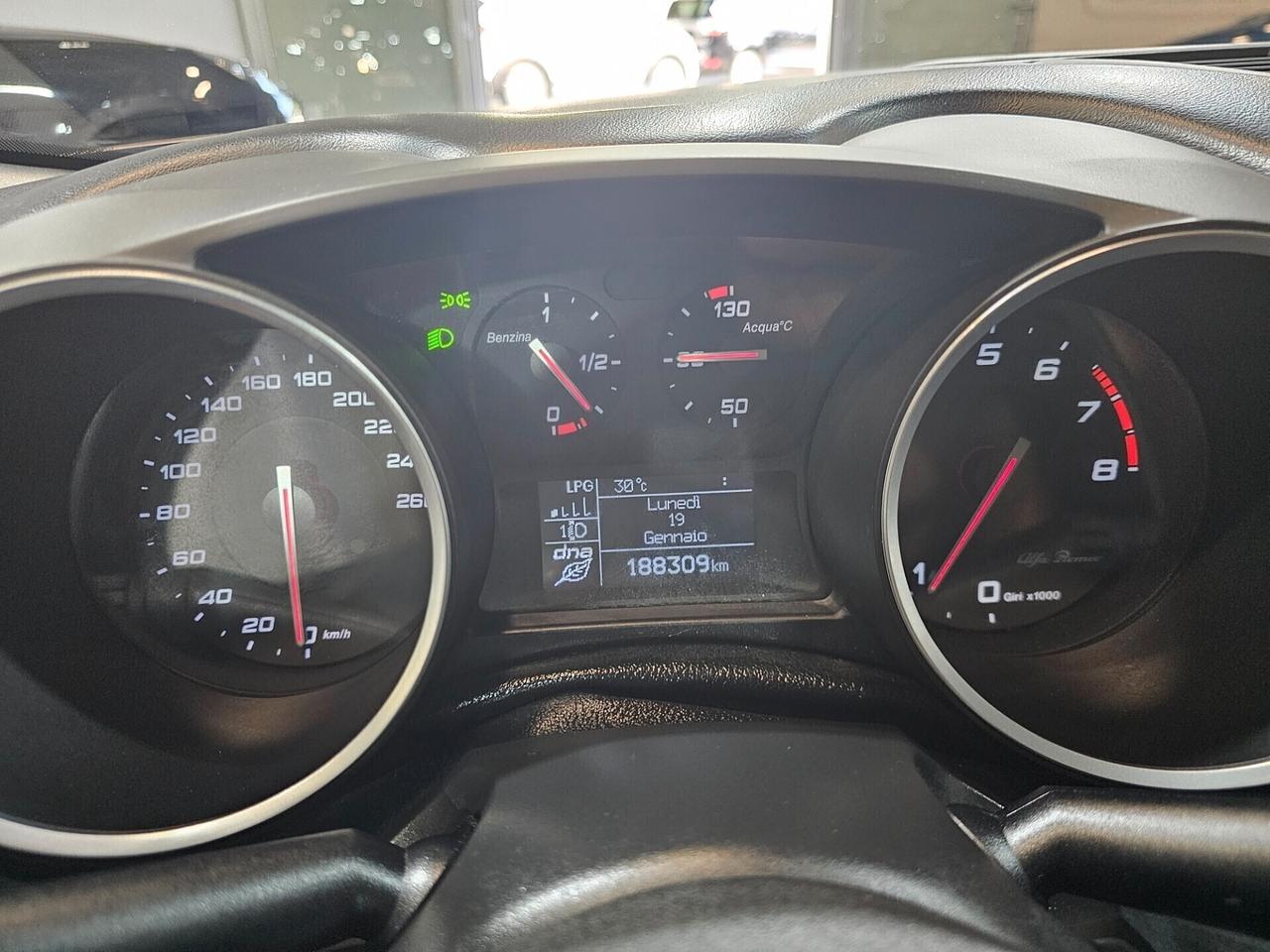 Alfa Romeo Giulietta 1.4 Turbo 120 CV GPL Super