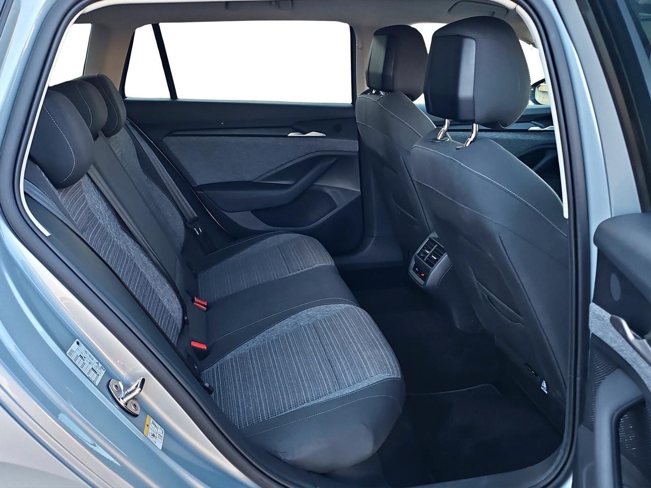 Skoda Superb 2.0 TDI DSG Wagon AUTOMATICA