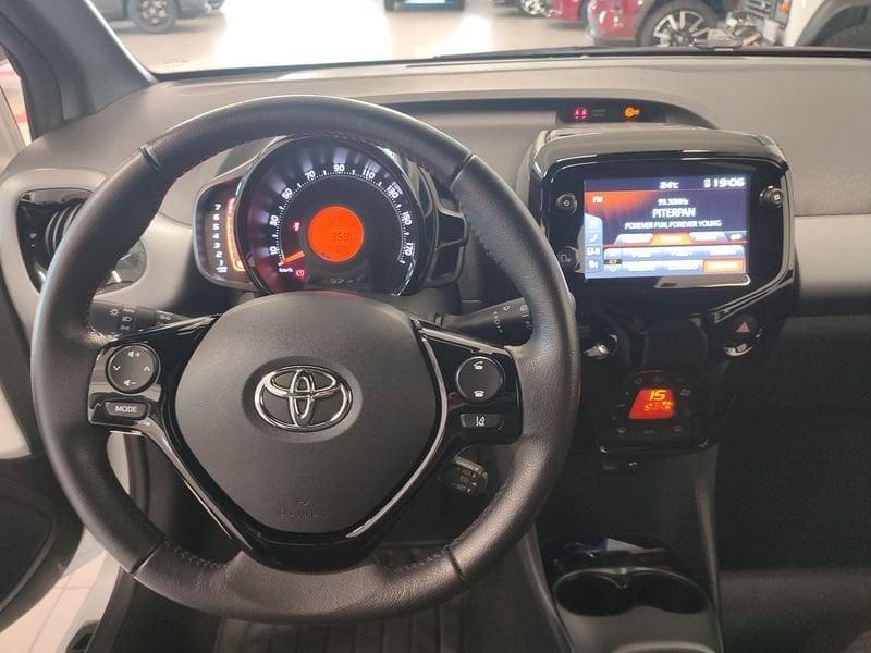 Toyota Aygo Connect 1.0 VVT-i 72 CV 5 porte x-you