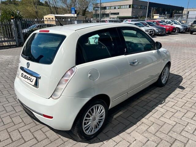 Lancia Ypsilon 1.2 69 CV Platinum