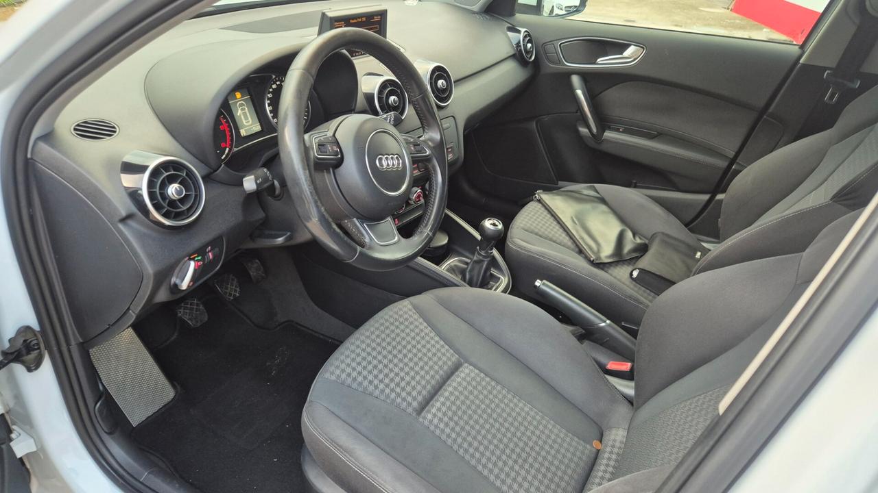 Audi A1 1.6 TDI 105 CV Attraction
