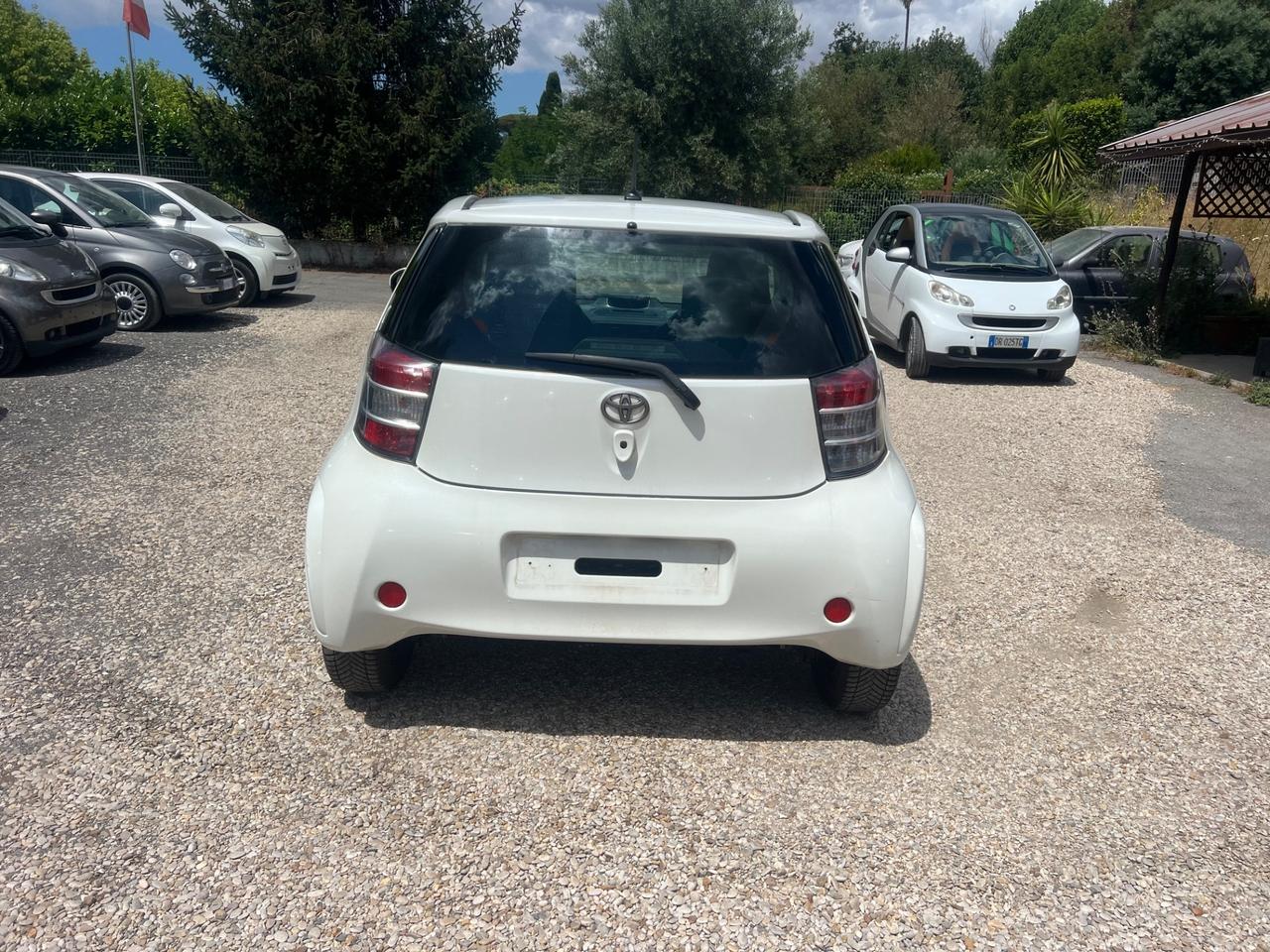 Toyota iQ 1.0 Sol