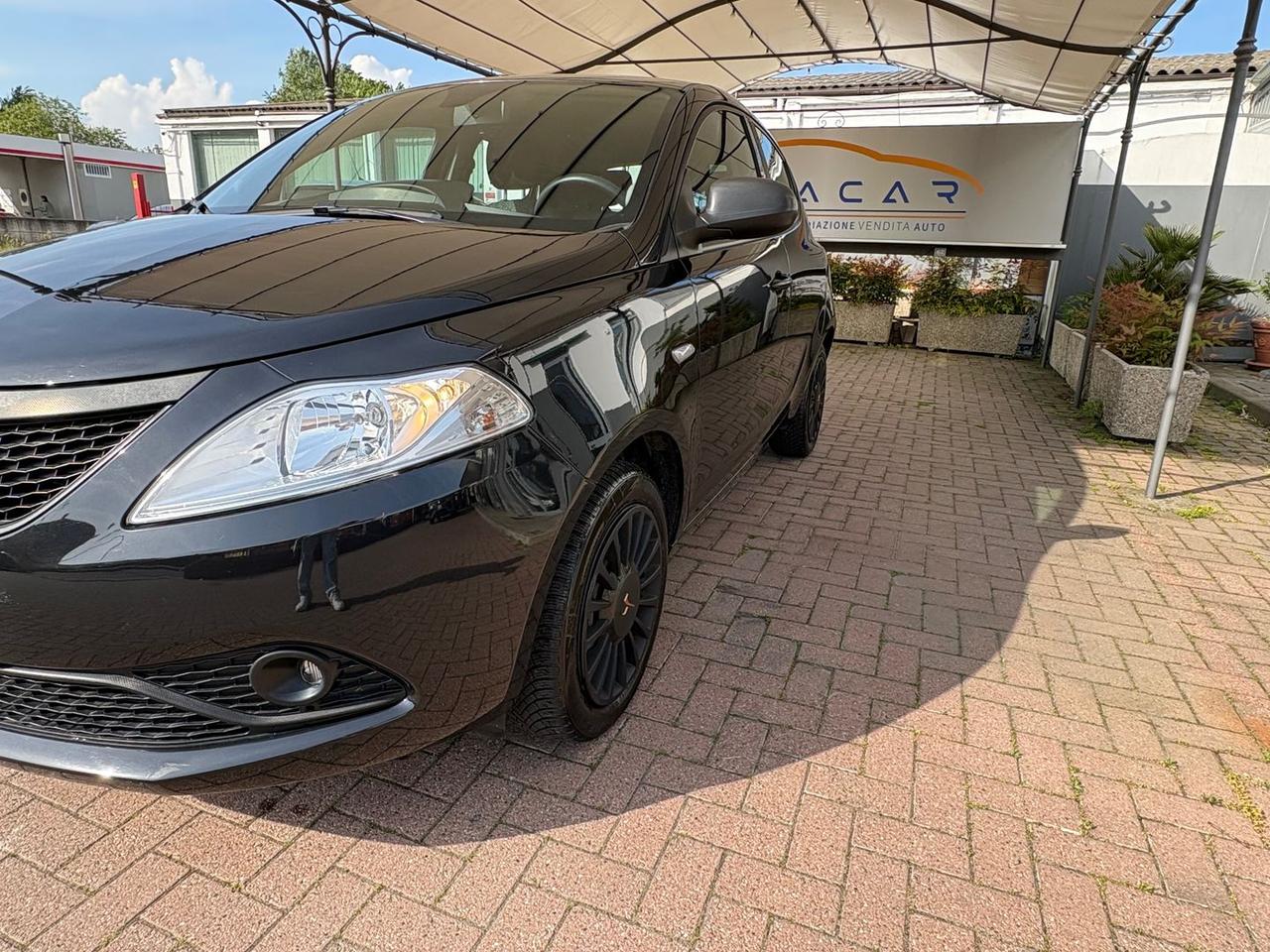 Lancia Ypsilon Black Noir 1.2 #10441