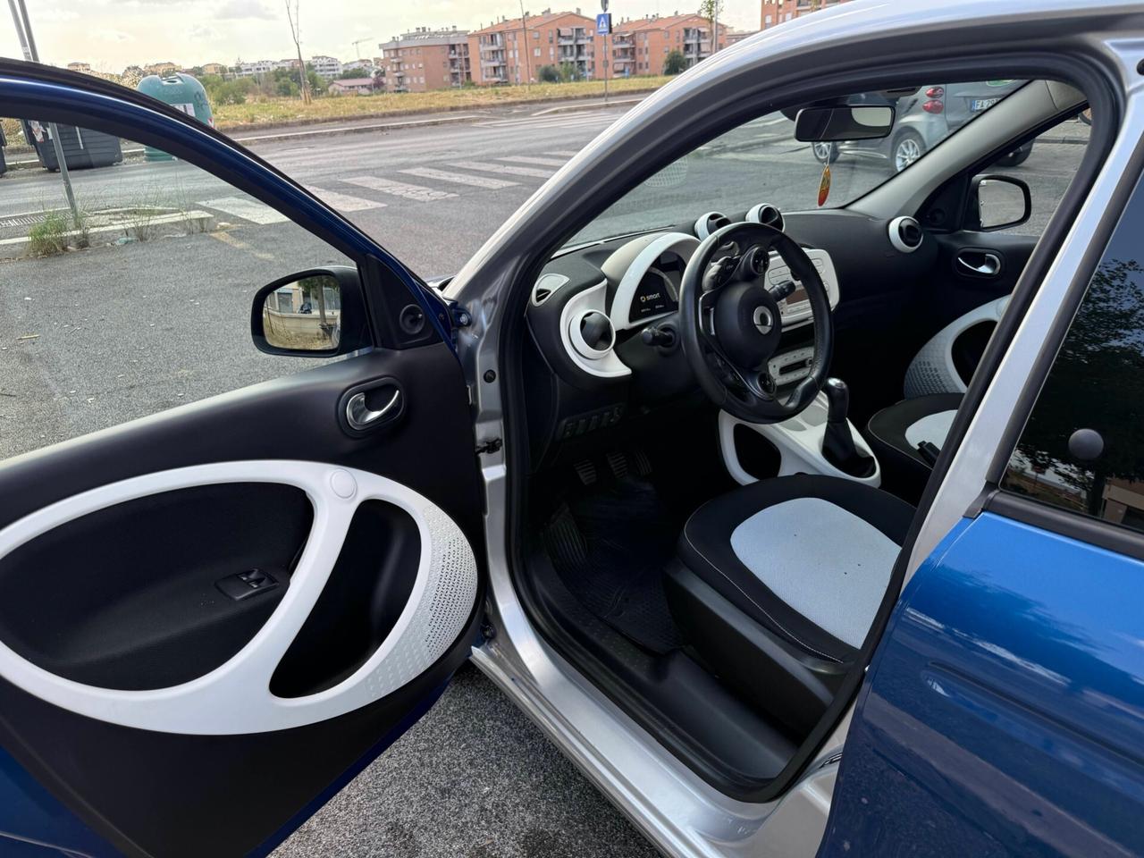 Smart 453 euro 6 neopat 50000 km garanzia permute