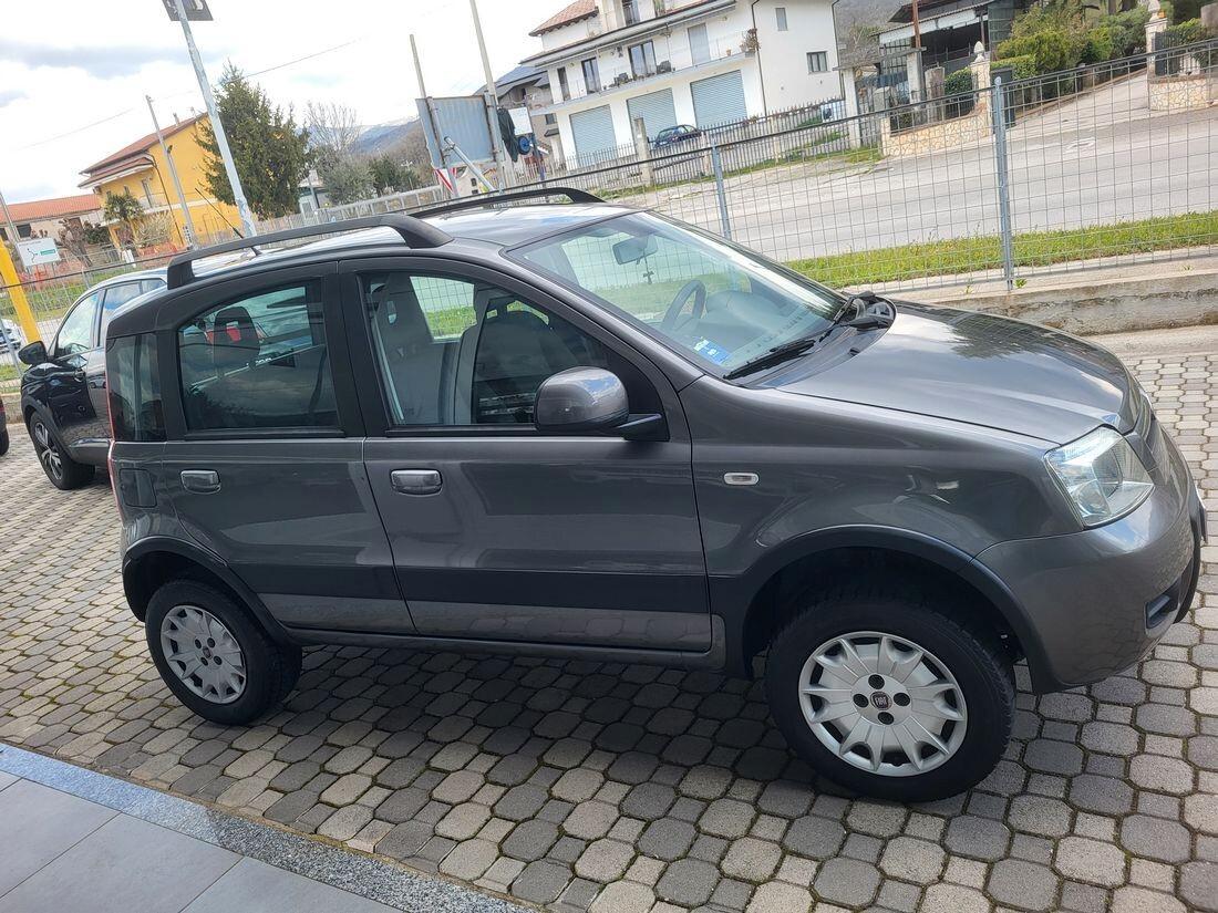 Fiat Panda 1.3 MJT 16V 4x4 + ELD *** BLOCC. DIFF. MOTORE SOSTITUITO