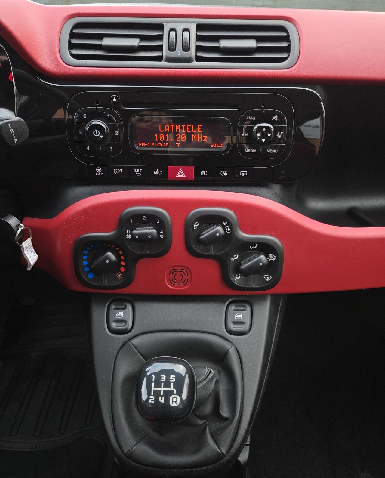 Fiat Panda 1.2 Easy 69cv 5 posti