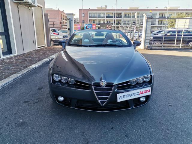 ALFA ROMEO Spider 1750 TBi