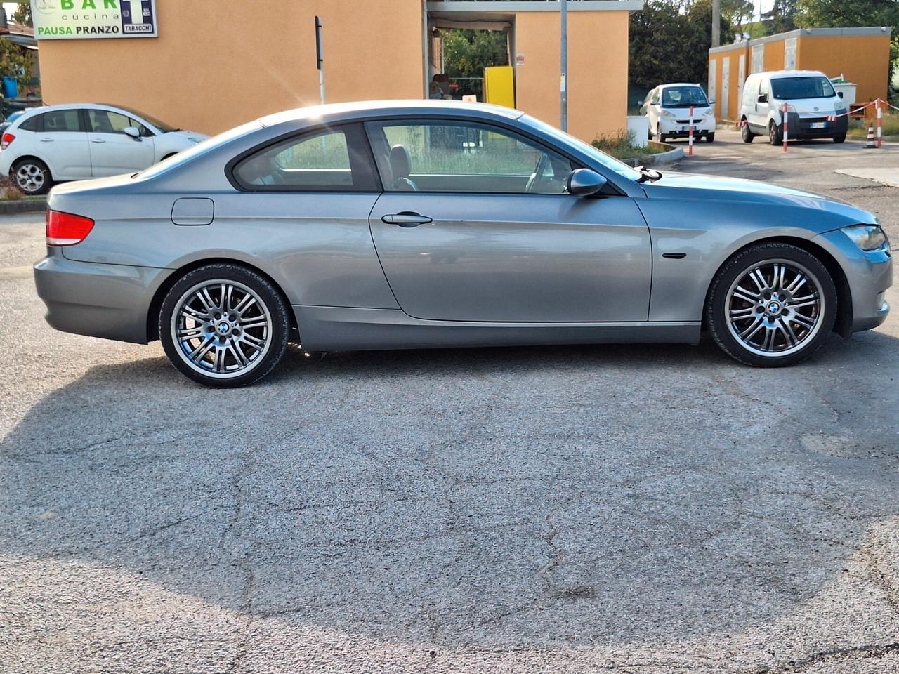 Bmw 320 320d cat Coupé Futura PELLE CARTIER CAMBIO AUTOMATICO TEL BXENON