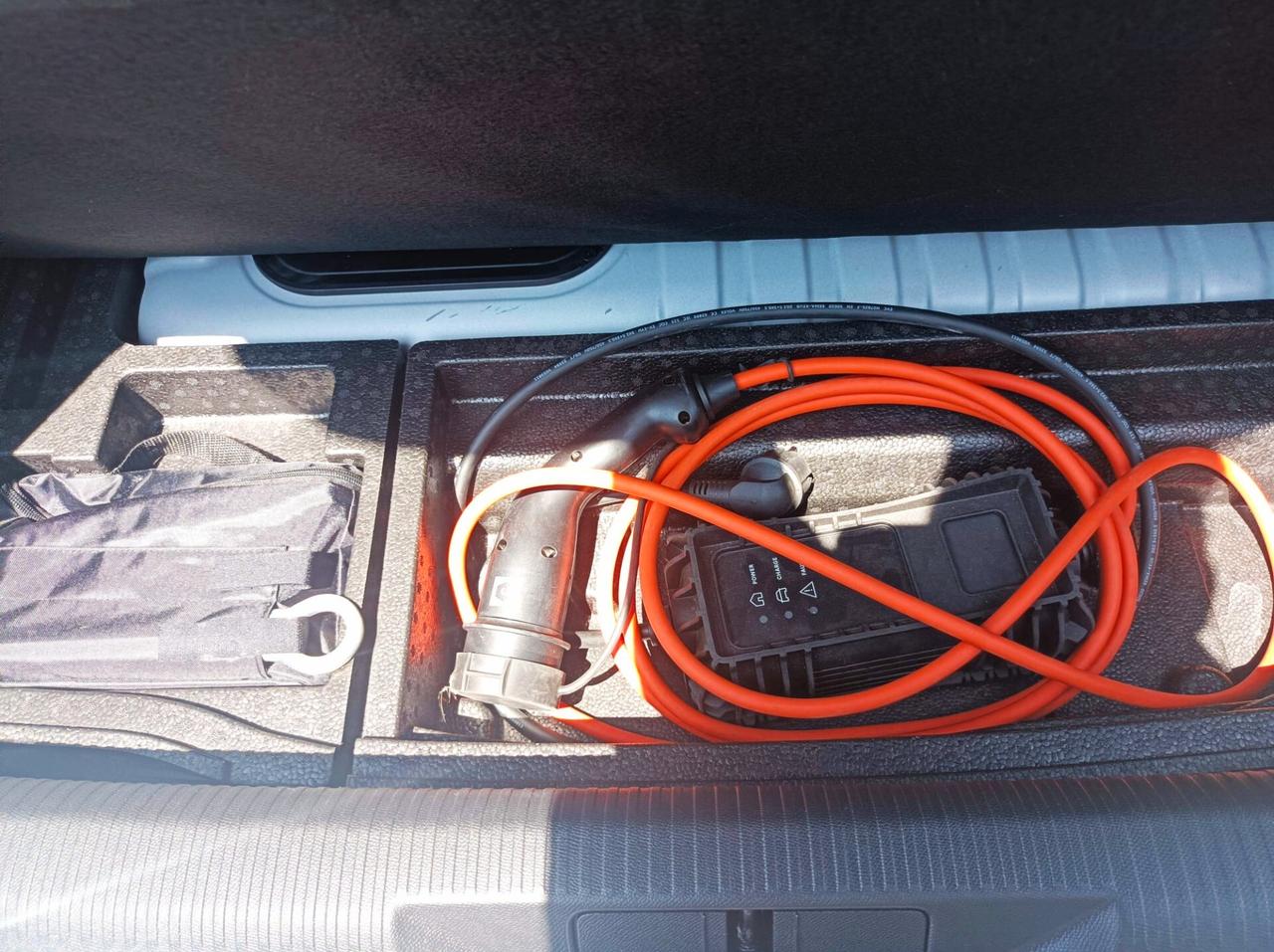 Peugeot 308 Plug-in Hybrid 180 e-EAT8 GT