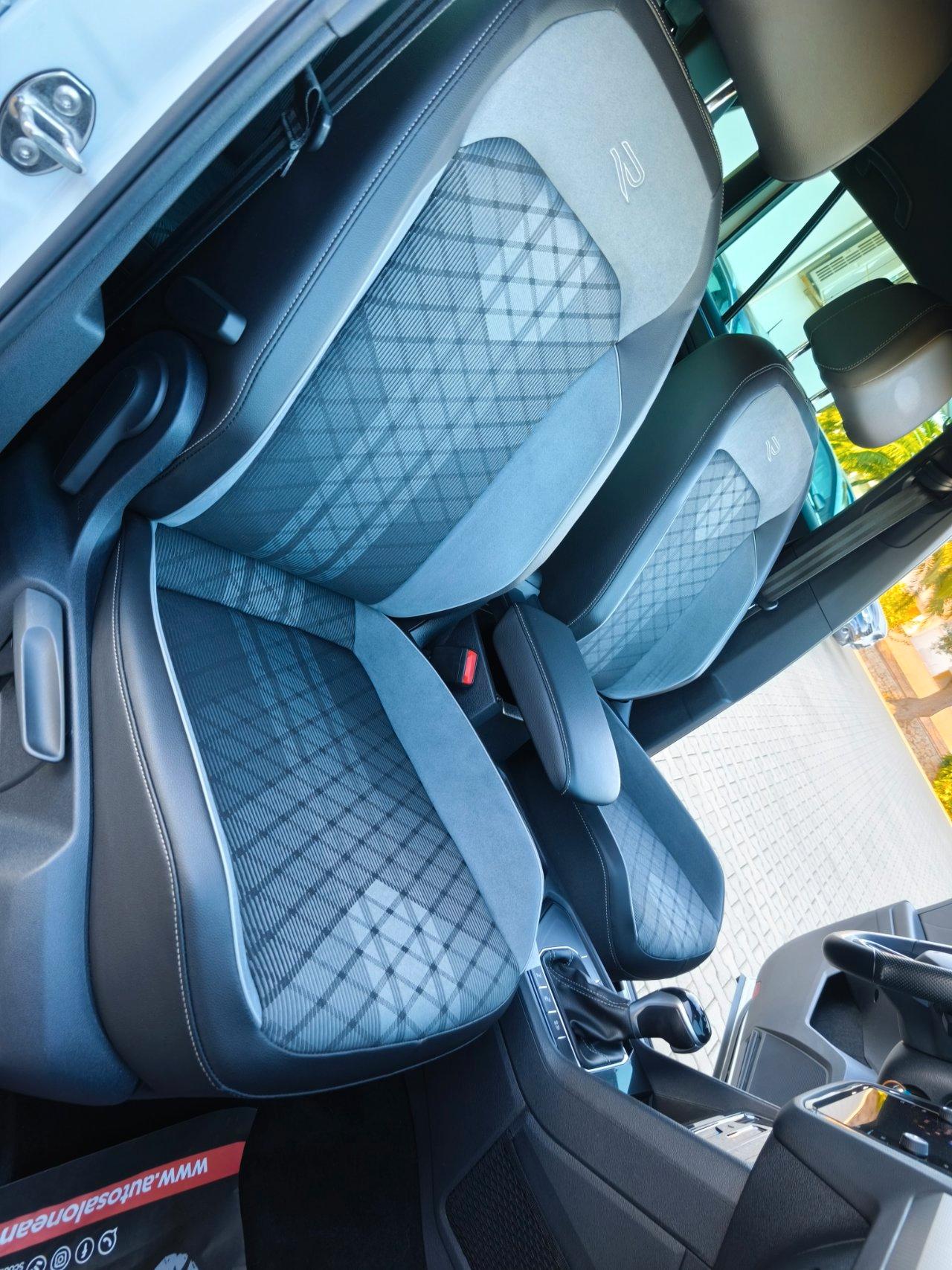 Volkswagen Tiguan 2.0 TDI DSG R-Line Luci Ambient/Retrocamera