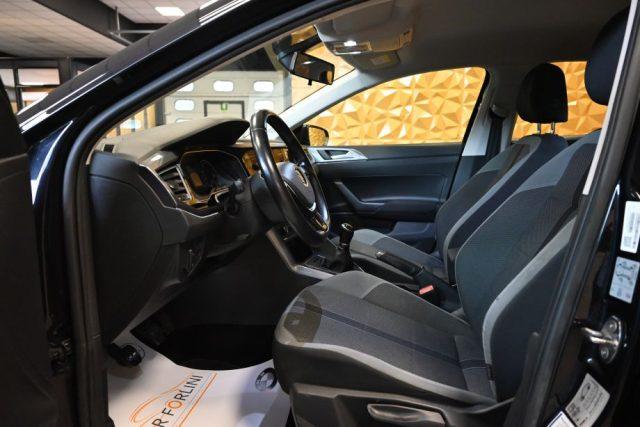 VOLKSWAGEN Polo Business 1.0 TGI 5p.R-LINE BMT NAVI PDC 16"CARPLAY