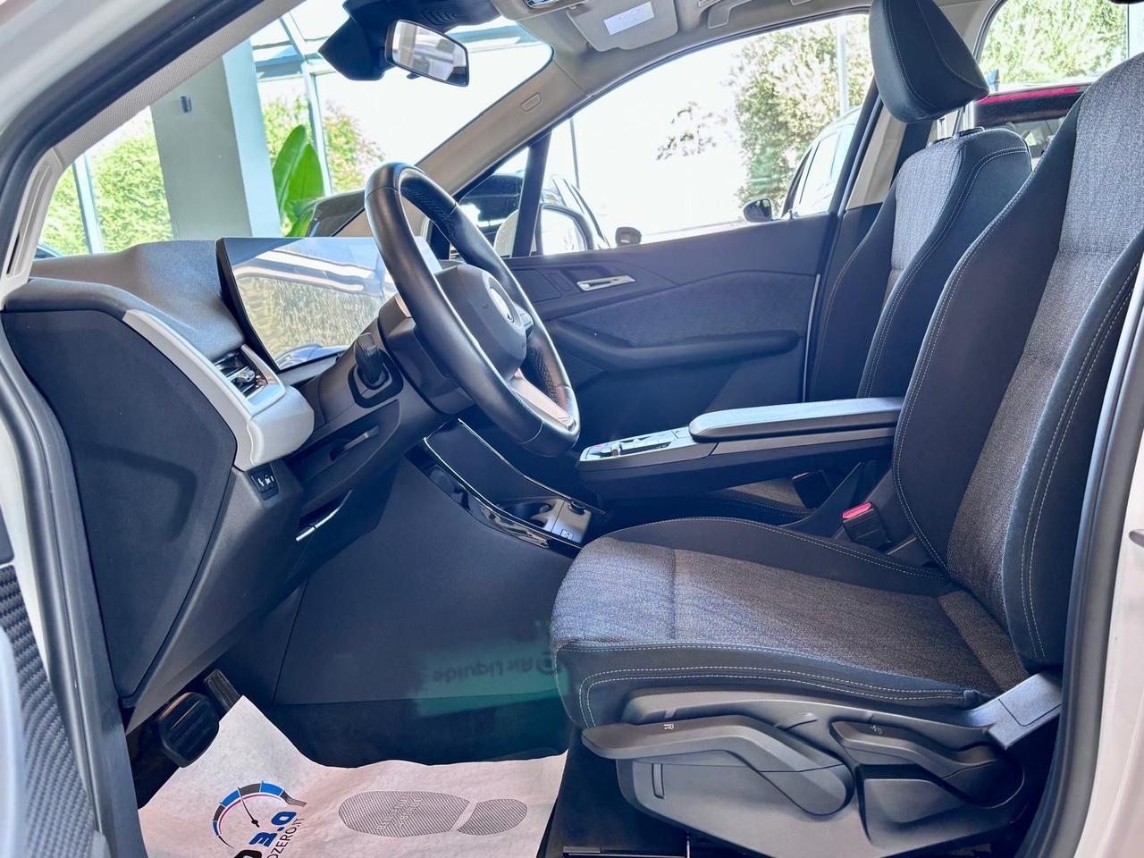 Bmw 2er Active Tourer 218d auto