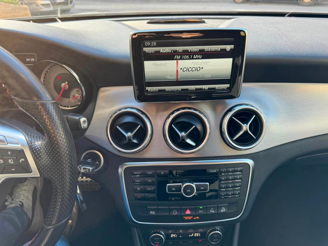 MERCEDES GLA 200 CDI 136 CV. 4MATIC PREMIUM