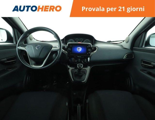 LANCIA Ypsilon 1.0 FireFly 5 porte S&S Hybrid Ecochic Gold