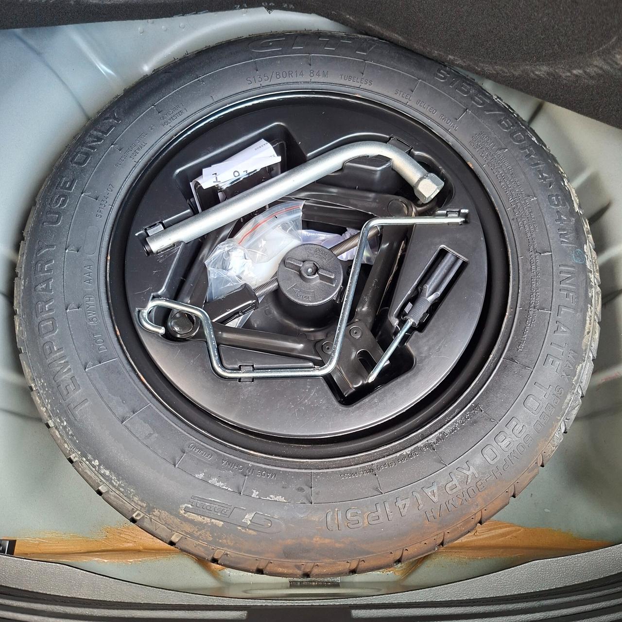 Lancia Ypsilon 1.0 Bz 70 Cv Hybrid Gold +