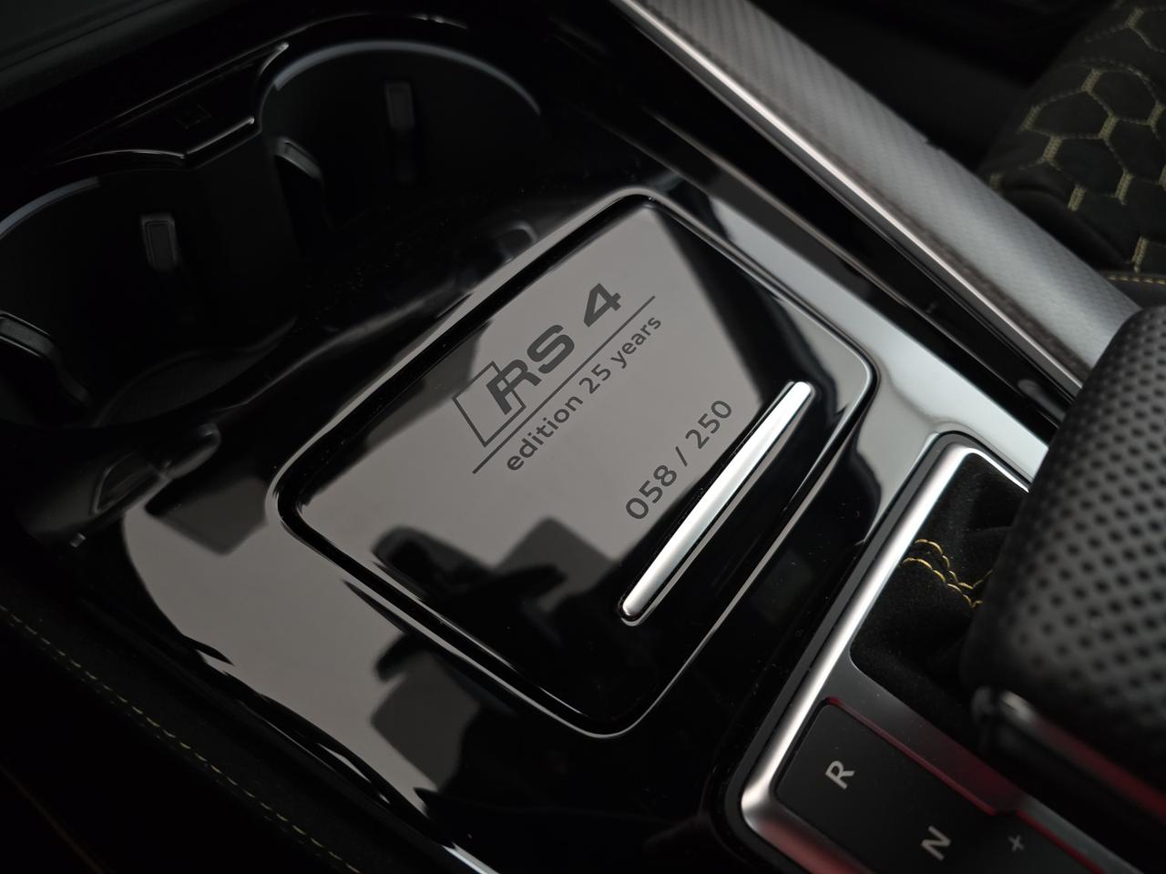 Audi RS4 avant 2.9 tfsi 25 years quattro 470cv tiptronic