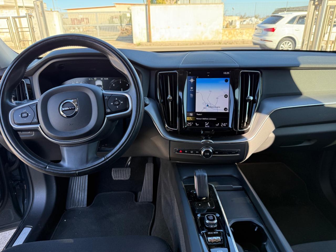 Volvo XC 60 XC60 B4 (d) AWD Geartronic Momentum