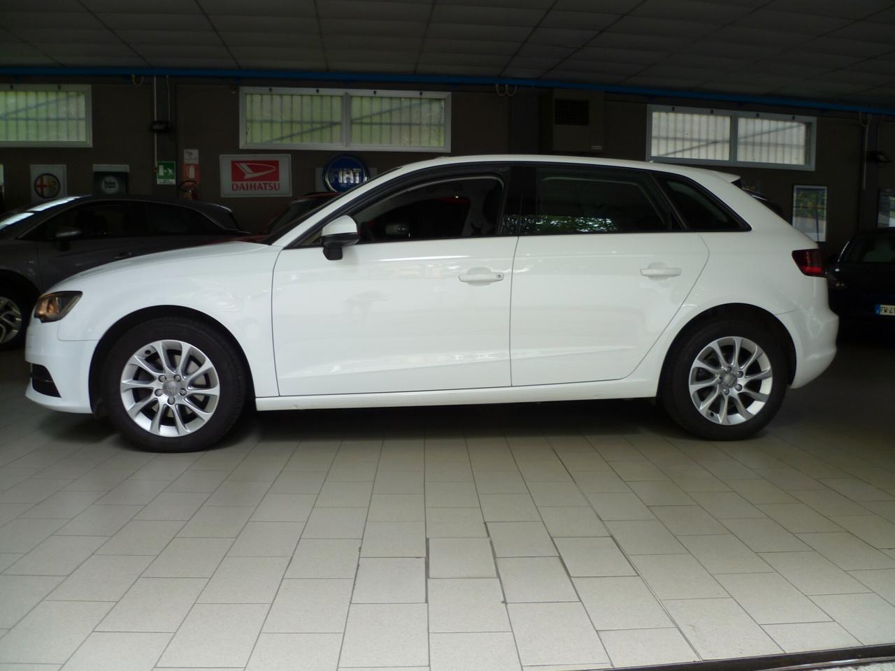 Audi A3 SPB 1.6 TDI - TAGLIANDATA AUDI