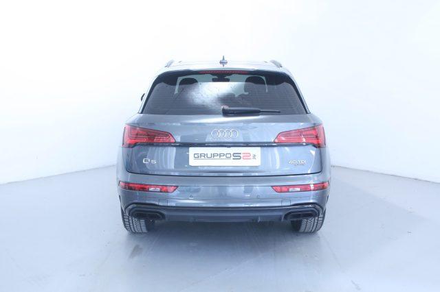 AUDI Q5 40TDI 204 CV quattro Stronic S line Tetto/Black ed