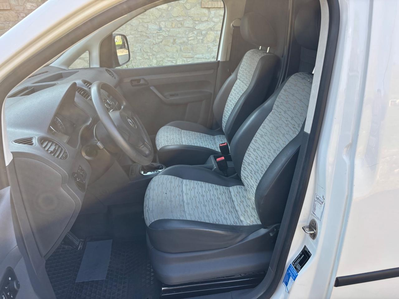 Volkswagen Caddy 1.6 TDI 102 CV DSG 4p. Van 88.000 Km