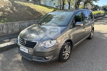 VOLKSWAGEN Touran 1.6 Trendline