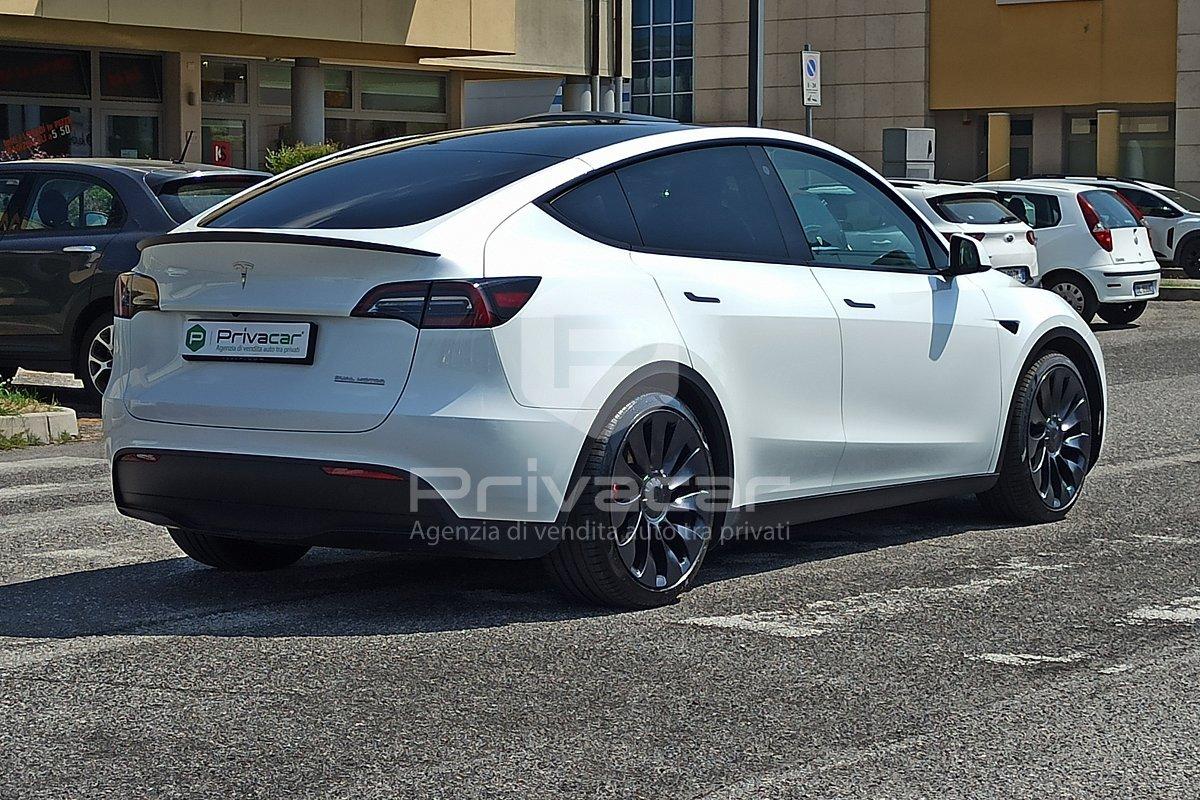 TESLA Model Y AWD Performance
