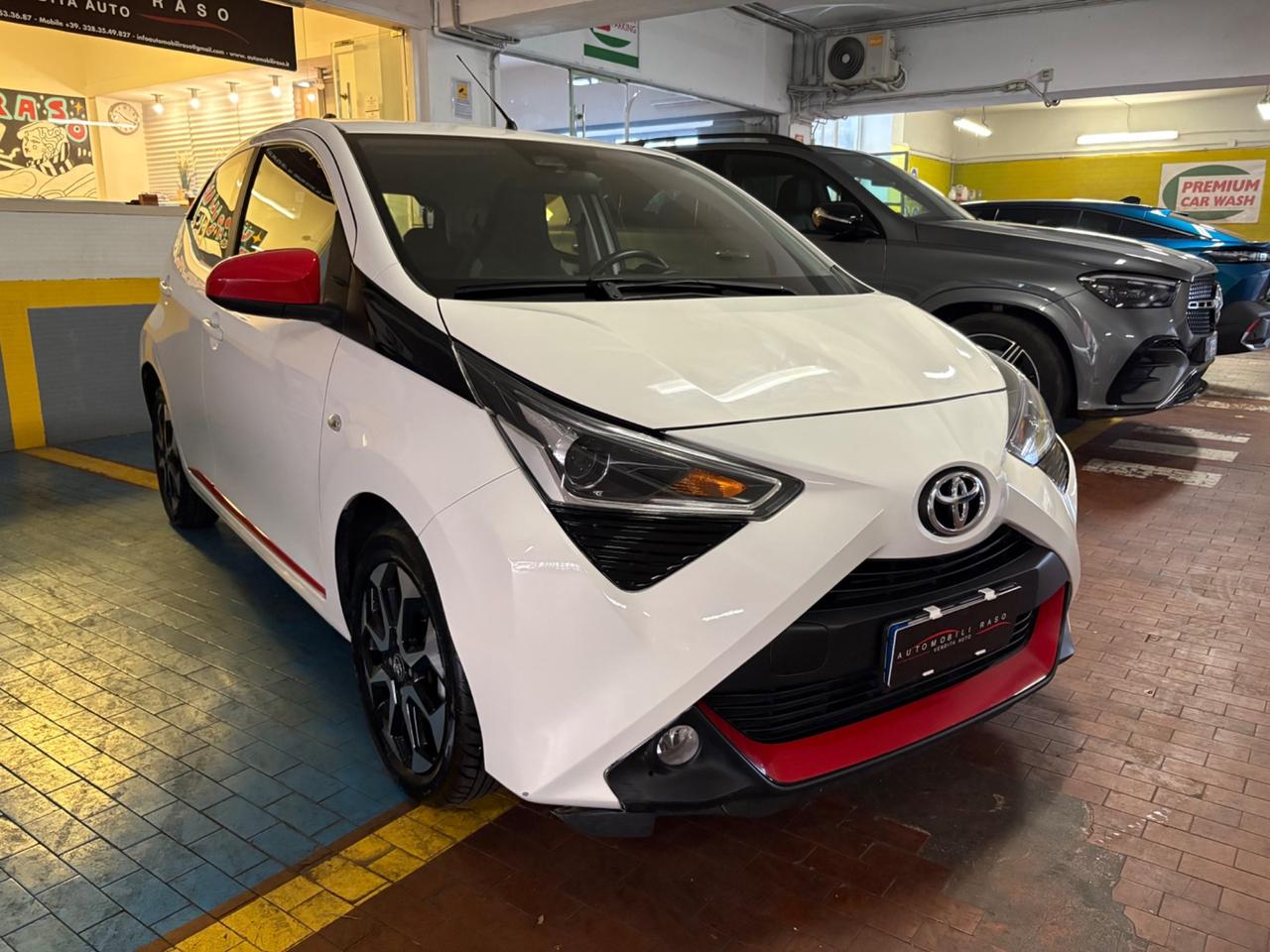 Toyota Aygo Connect 1.0 VVT-i 72 CV 5 porte x-clusiv MMT