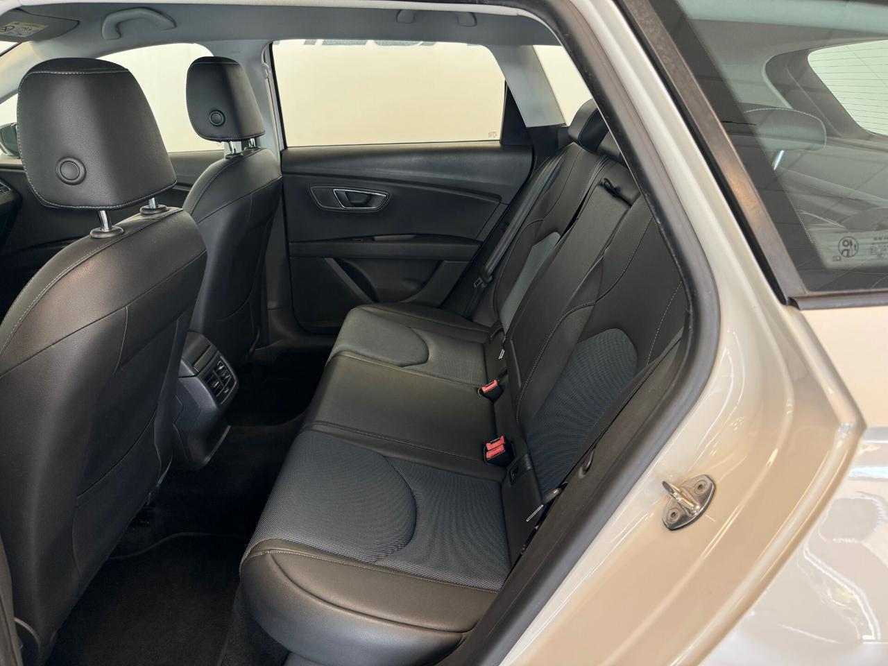 Seat Leon 1.6 TDI 110 CV ST Start/Stop DSG Connect