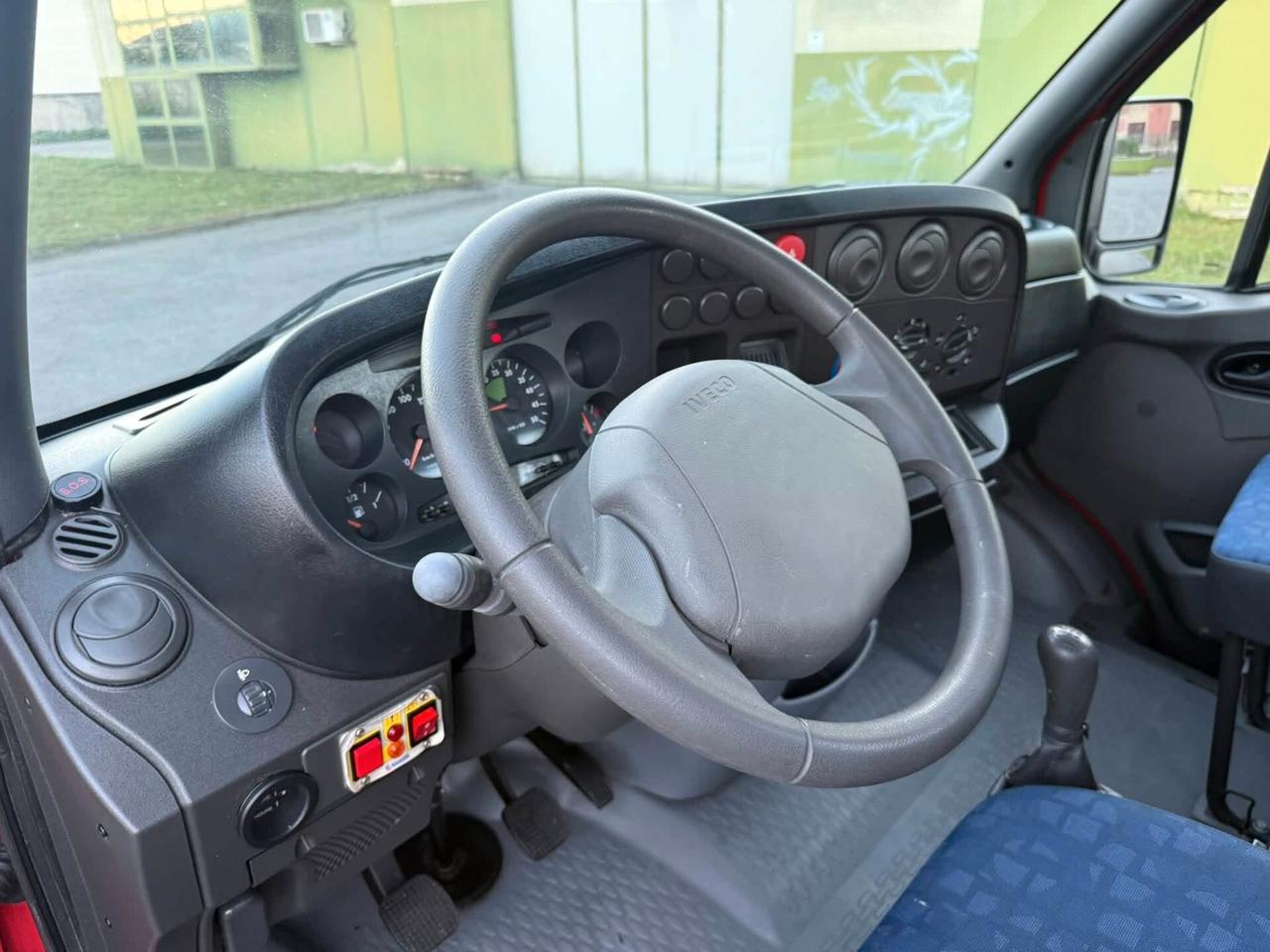 Iveco Daily 35 2.3 CON PIATTAFORMA E CESTELLO