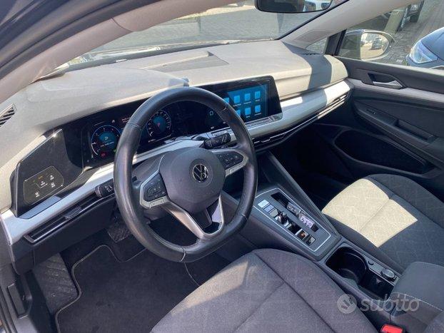 VOLKSWAGEN Golf 2.0 TDI 150 CV DSG SCR Life