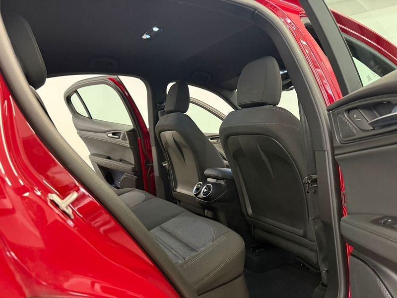 Alfa Romeo Stelvio 2.2 Turbodiesel 160 CV AT8 RWD Super