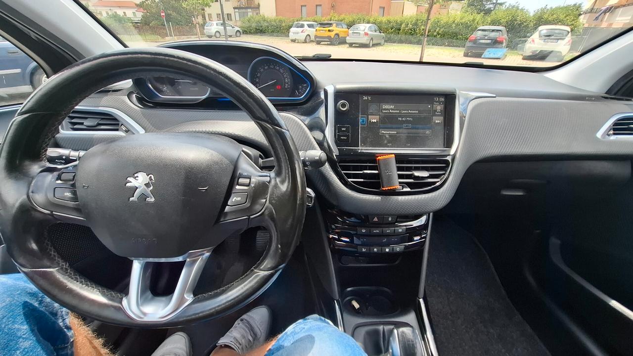 Peugeot 2008 PureTech 82 ETG5 S&S Allure