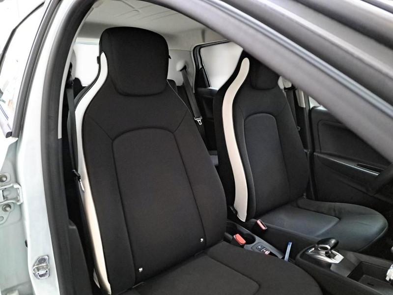 RENAULT ZOE LIFE R110 5 PORTE BERLINA