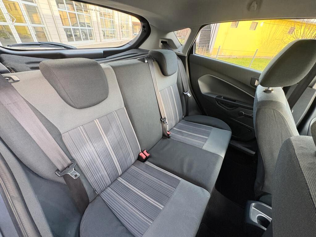 Ford Fiesta 1.4 5 porte Bz.- GPL Titanium