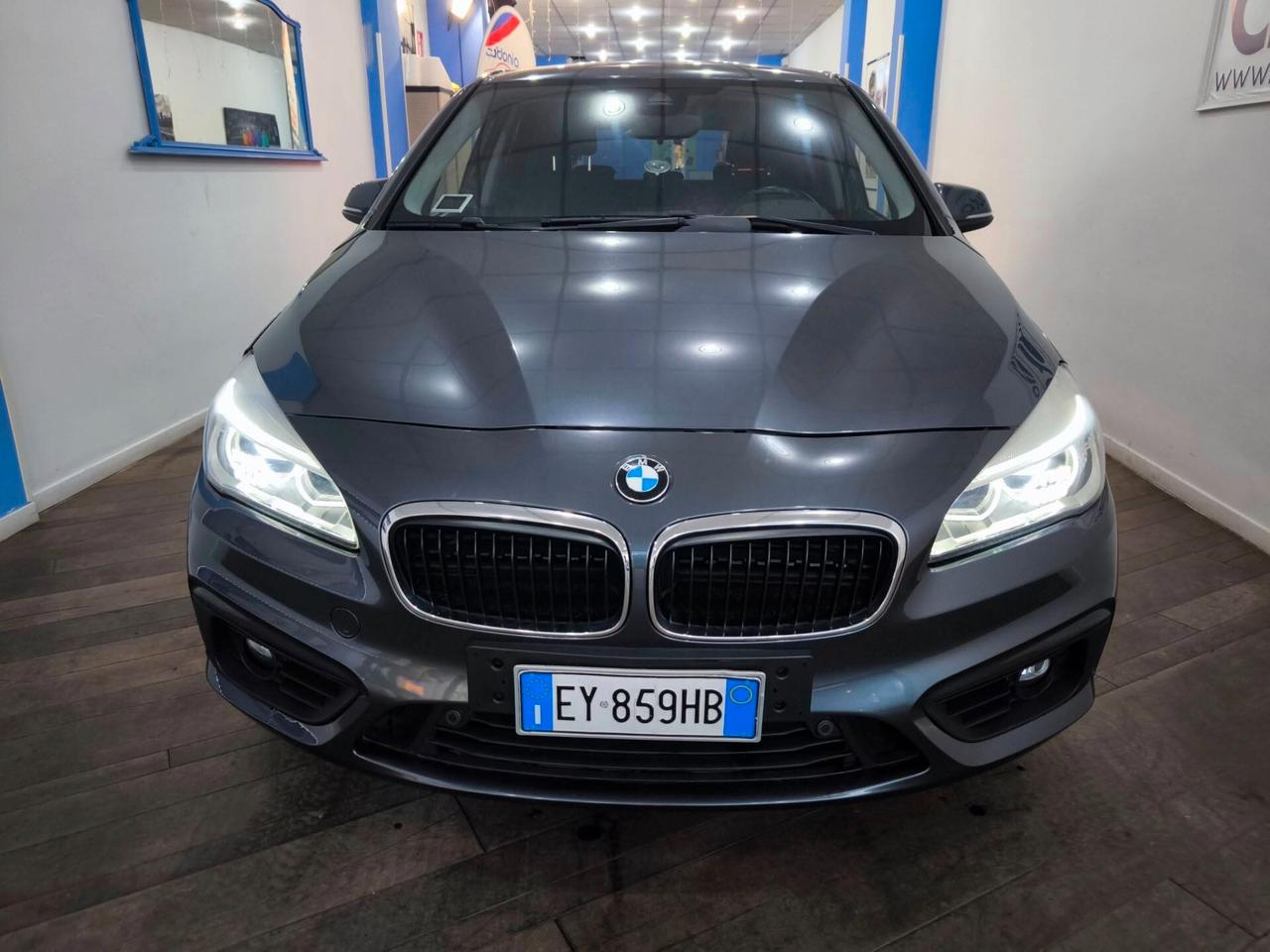 Bmw 2er Active Tourer 218d Luxury