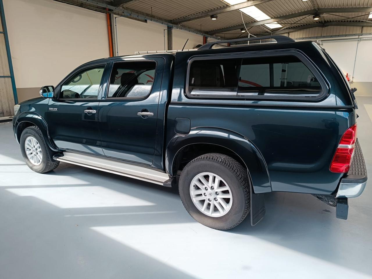 Toyota Hilux 3.0 D-4D 4WD 4p. DC Stylex