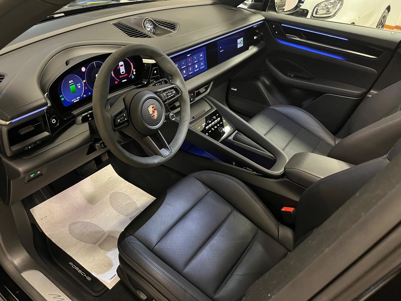 Porsche Macan EV 10000km 2025’