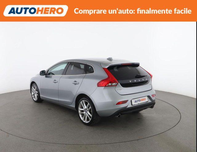 VOLVO V40 D3 Geartronic Momentum