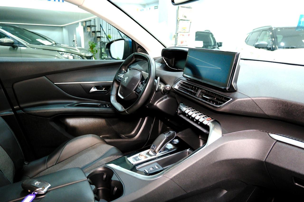 Peugeot 3008 15oo Blue.HDi 130cv ALLURE EAT 8 Cockpit