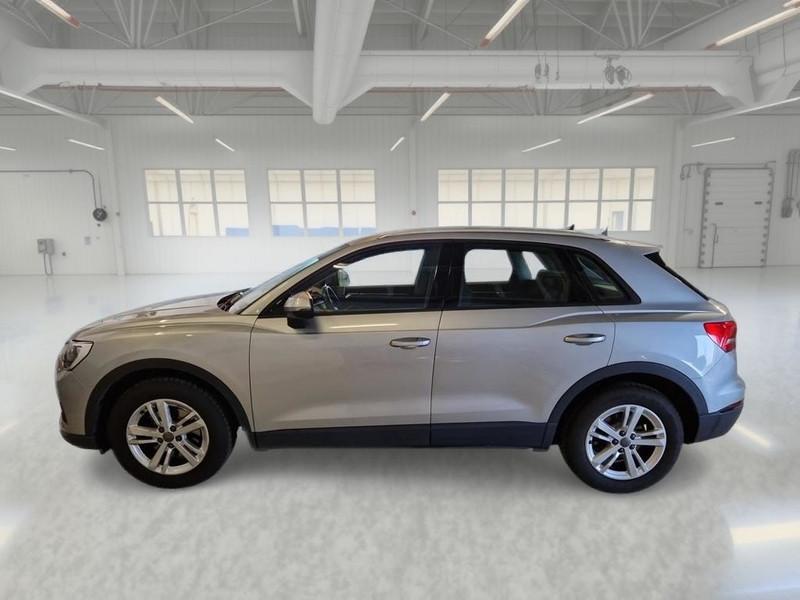 AUDI Q3 35 TFSI S tronic Business