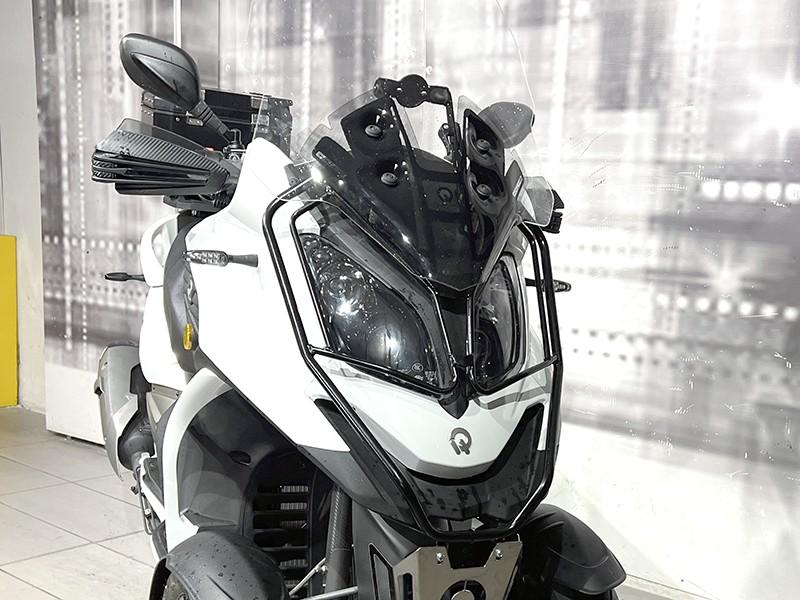 Quadro QV3