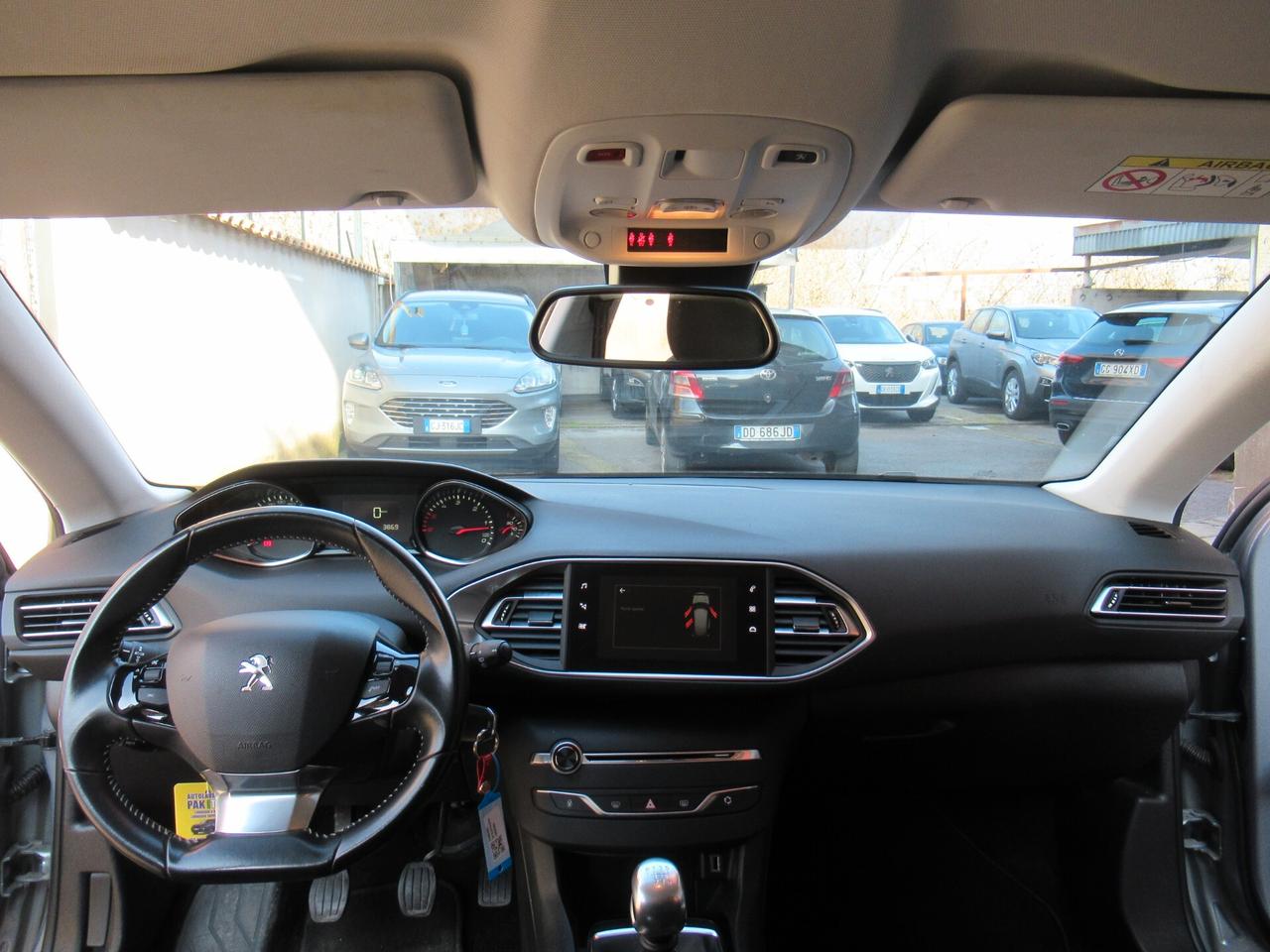 Peugeot 308 BlueHDi 130 S&S Allure