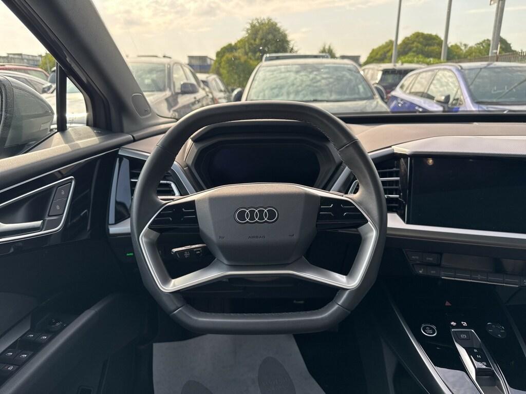 Audi Q4 e-tron 45 S line edition