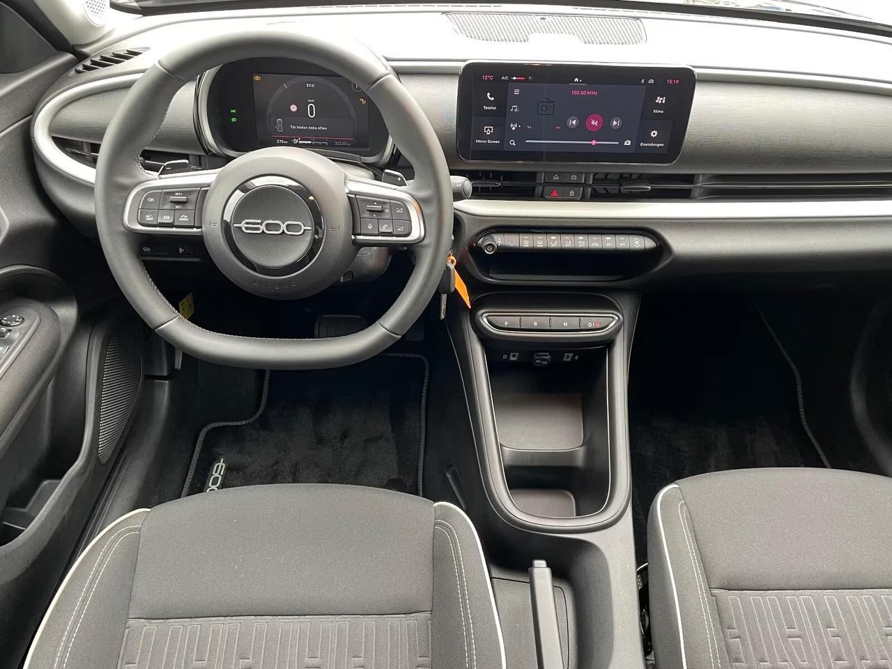 Fiat 600 Hybrid 100 CV DCT MHEV