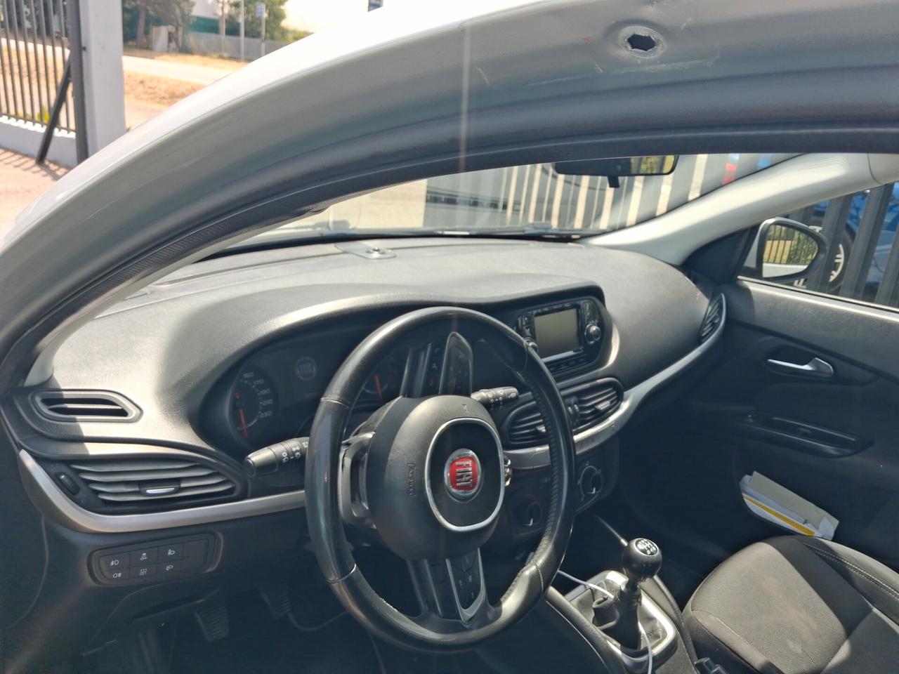 Fiat Tipo 1.4 t-jet gpl s-design