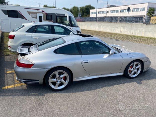 Porsche 911 4s coupe carrera